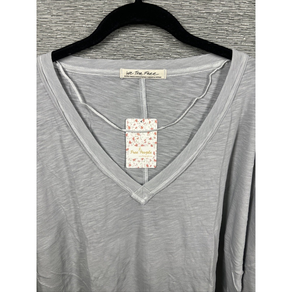 NEW Free People Women's On My Mind V-Neck Long Sleeve Shirt Light Gray Size XS - Picture 3 of 12